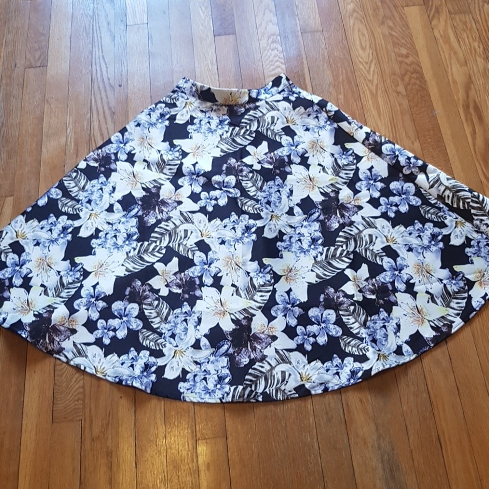 Tulip skirt